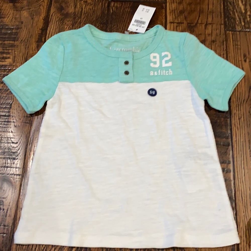 NWT Abercrombie shirt